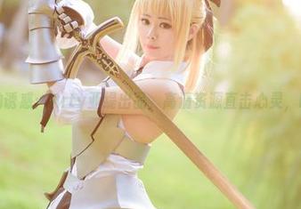 黑色的诱惑：Arty亚缇出品，高清资源直击心灵，哈哈！