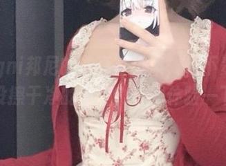 Bangni邦尼的油亮写真集,是不是有点像没擦干净的窗户?下载体验一下。