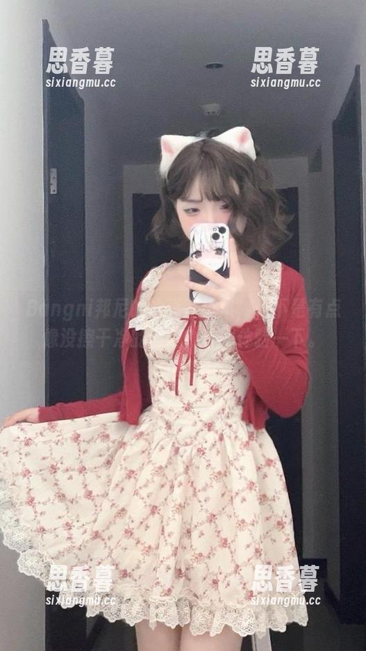 Bangni邦尼的油亮写真集，是不是有点像没擦干净的窗户？下载体验一下。