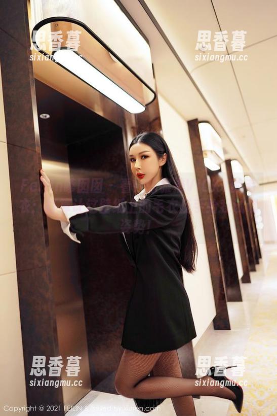 Feilin嗲囡囡 - 看！陈雅漫VICKY的毛衣：打算让这壁纸上的毛衣反手给我试试姿势！