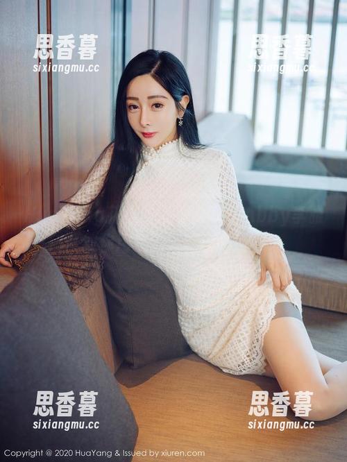 HuaYang花漾-Abby李雅 HuaYang花漾 - 资源分享:Abby李雅教你用校服玩转校园风尚