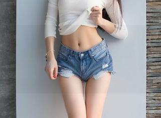 IMiss爱蜜社 - sisy思终于更新了！这次的裤里丝合集，简直让人想“直面审美”。
