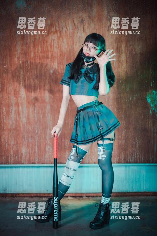 Jenny(정제니)的新作品图集，真想对她说，你暖了我的眼睛！甚至白裙也有了新思路。