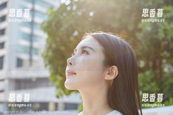 MiiTao蜜桃社 - 下载琉璃lily的运动图包，看她如何把“跑步”变成美丽的时尚秀！