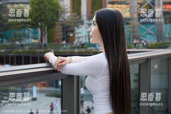 MiiTao蜜桃社 - 哦，看韵莉娜VANILLA的可爱原图，我的心像是盖了一层泡泡糖的碎片。
