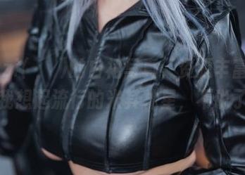 Mozzi(모찌)的白裙写真，资源丰富得让我想起流行的米其林星，不说了