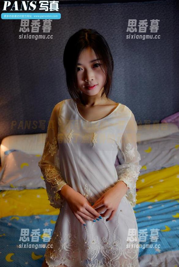 PANS写真 - 不可思议的一菲黑丝写真合集，搭配了点意外的元素呢