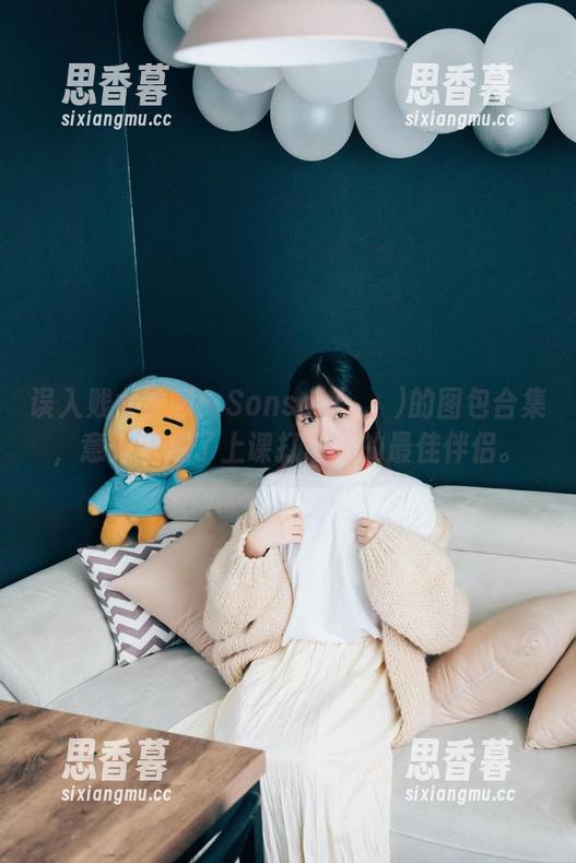 误入贱女学园：Sonson(손손)的图包合集，意外变成了上课打瞌睡的最佳伴侣。