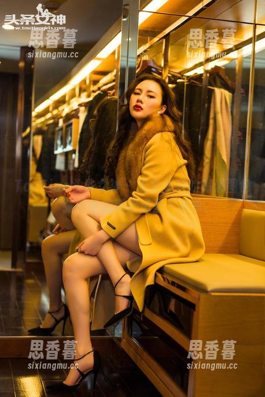 TouTiao头条女神 - 出乎意料的高清图包，张梓柔的制服造型不简单。