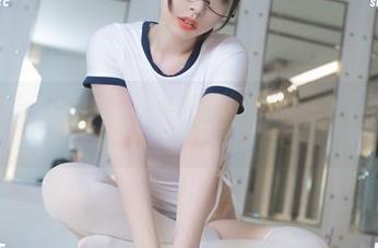 图片，图片，Uhye(이유혜)的泳衣照等着你来“免费”观赏，不收藏怎么对得起自己的审美？
