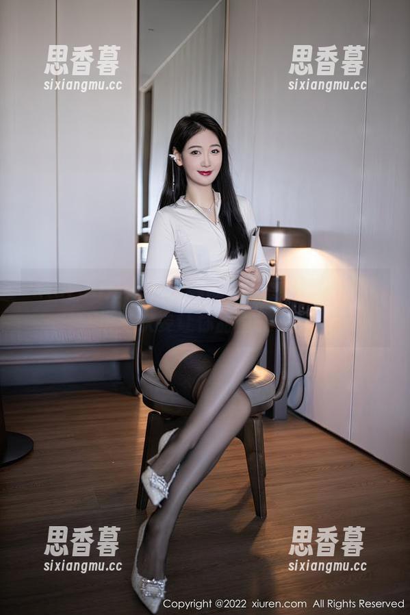 Xiuren秀人网 - 翻翻图册，Elise谭晓彤坚决要让你甜得犯愁！