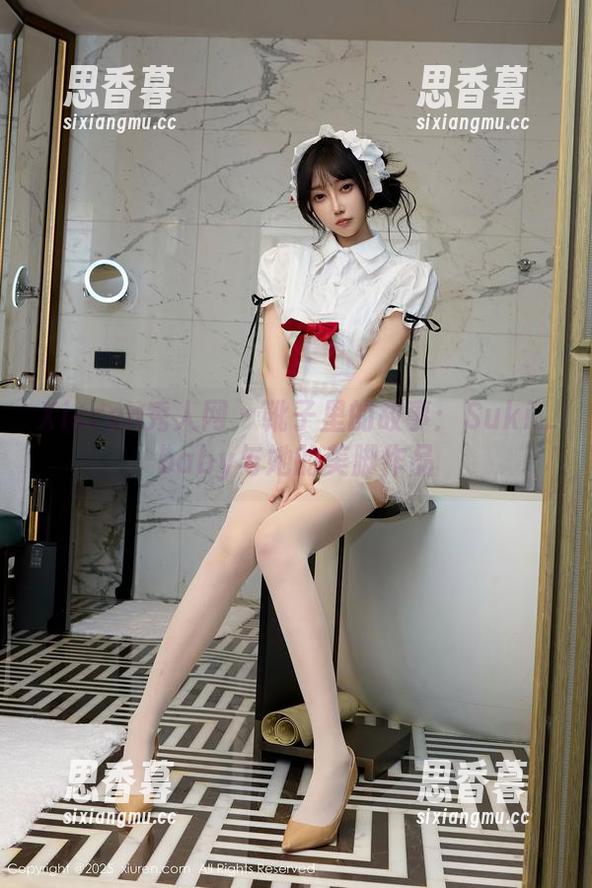 Xiuren秀人网 - 靴子里的故事：Suki_baby与她的美脚作品