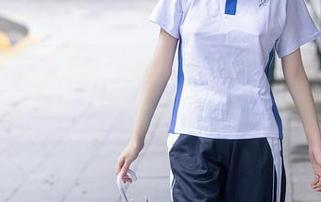 Xiuren秀人网 - 小狐狸Kathryn日常：美图在手，自拍不愁，除了…时间太少。