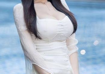 Xiuren秀人网 - 少女心雪雪的夏天：高清泳衣写真，让我再也不想穿衣服！
