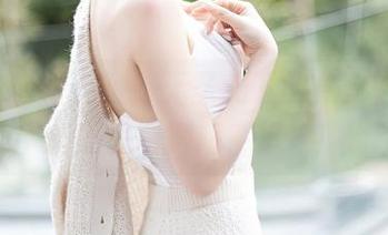 Xiuren秀人网 - 无圣光下的月夕Lily，套图里白得超乎想象！