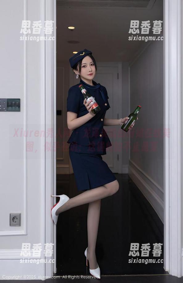 Xiuren秀人网 - 龙泽美曦的厨娘在线美图，似乎在说：这锅炖的不止是菜