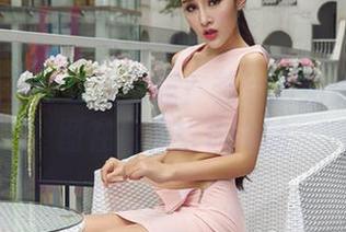 aiss - 为什么要花钱？若兮的免费圣诞套图在这里给你洗脑