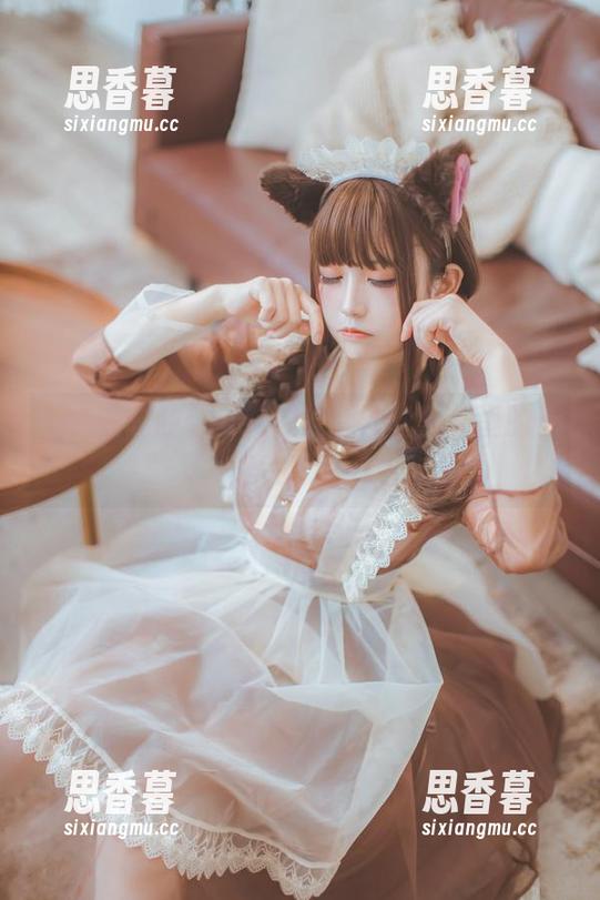 coser衣衣 有点暧昧的coser衣衣,灰丝全集里的无声挑逗。
