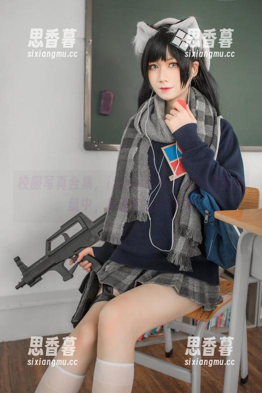 校服写真合集，izumi泉桃子在时光的夹缝中，静静叠加的波澜