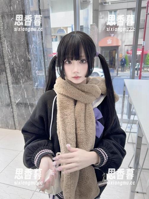 Wendy与黑猫妹妹的猫眼视角：写真合集，好奇心上升！