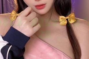 九言的写真集:见证蛇喰梦子的“吃蛇”之路