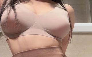 微密圈 - 俏妞qiaoniuTT体操服照相机就要“跟拍”，图包里都是运动的优雅啊