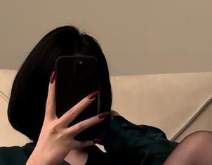 微密圈 - 怎么会这样?保守的二舅妈和她的肉丝套图组合
