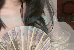 倦倦喵献上她的女同事写真：看点多多的图库分享