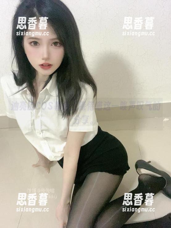 油亮的COS幕后，倦倦喵这一唉声叹气的分享。