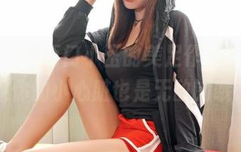 嗲囡囡 - 看西门小玉的美足作品更新，确保你的小心脏也是无敌的哦！