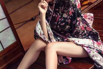 头条女神 - 小小鱼的双马尾法宝，写真集下载等你来试试！