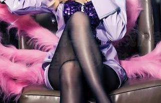 头条女神 - 杨曼妮与镂空袜兔的奇妙融合:合集里的微妙趣味套图