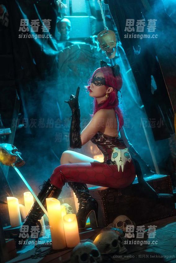 如月灰私拍合集：在幻灵战队里，厄运小姐可以有多可爱？