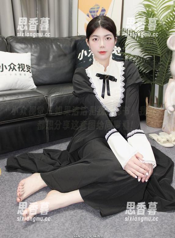 小众视觉 - 如果洁洁是我的秘书，我每天都想分享这套图给同事看！