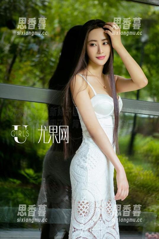 尤果网 - 最新妹子图：琳丽镜头下的女孩，太有趣了，简直是一场表演！
