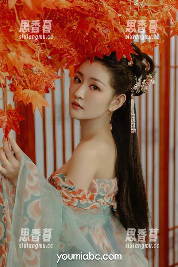 尤蜜荟 - 无圣光加持：卓娅祺的修女套图，看得到却又看不全
