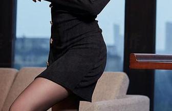 尤蜜荟 – 娜依灵儿的镂空创作，原图：我一度以为这是一扇窗，哈哈！