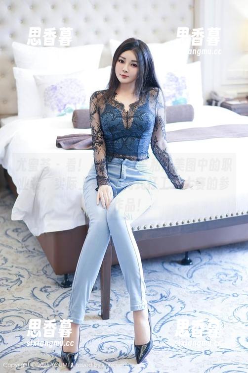 尤蜜荟 - 看！心妍小公主私房美图中的职业装，实际上是“O花式打工”大赛的参赛作品！