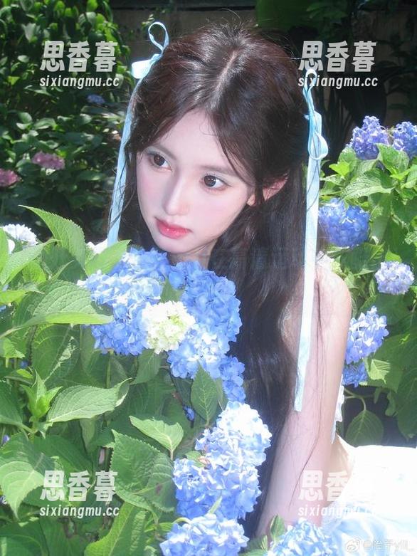 抛开负担，怡子yiii在高清运动中炫酷出场