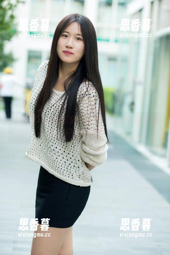 推女郎 - 图片展现的黄可：没有谁能拒绝短裙的诱惑