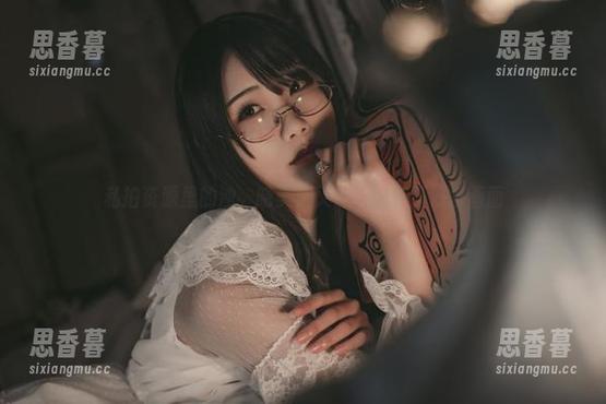 私拍资源里的浊，晓美妈又让人脑补了好多画面