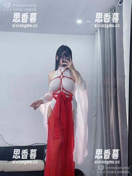 每次末夜787一出门，旅拍变成了踩楼拍美图，资源还不都是喜欢看的人那几张？
