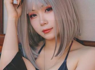 末夜787与女孩：不说那么多，我们来说说这些绝美的cos作品吧。