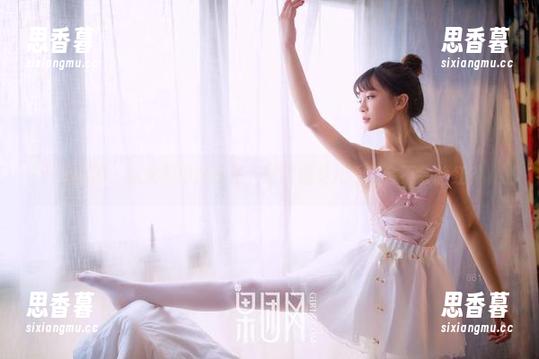 果团网 - 这美图中的女王，敢问通灵儿看了会不会脸红？