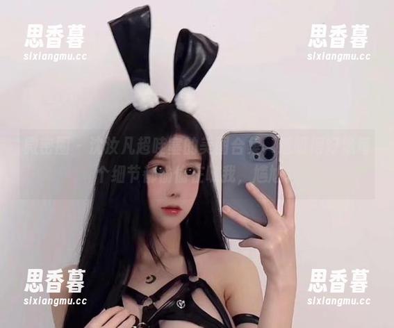 微密圈 - 沈汝凡超哇塞的美图合集，透明得好像每个细节都偷偷在瞧我，尴尬。
