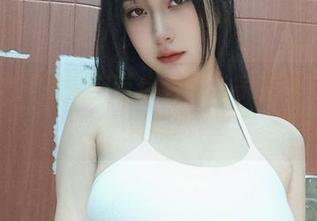 最新出炉!浅安安带你看火华家竞泳,图片踩火花哦