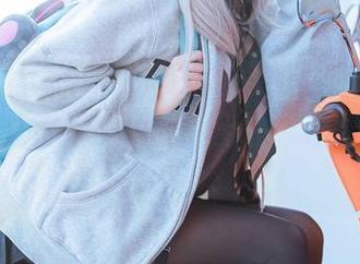 报道！炸酱沐沐的最新体操服秀，搞得我也想练几招，照片一扑上去，谁能拒绝啊？