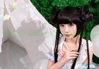 在无圣光的隧道里,爆机少女喵小吉的末班地铁何以穿梭?