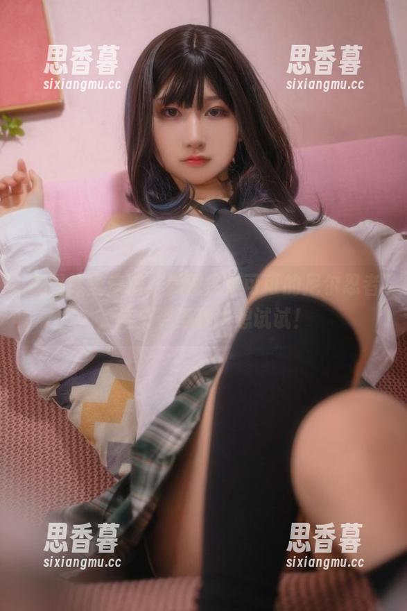 在图库里磨蹭，发现疾走可可的尼尔忍者，这个姿势我也想试试！