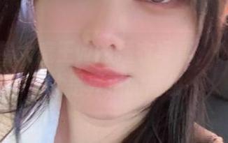 看这眼酱大魔王w的睡衣写真，懒得搭配才是真正的高级